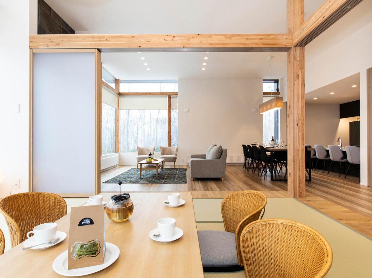 Aoyama Lodge Kutchan Exteriör bild