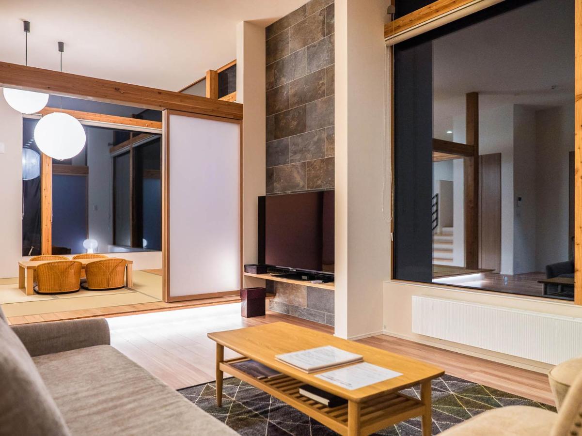 Aoyama Lodge Kutchan Exteriör bild